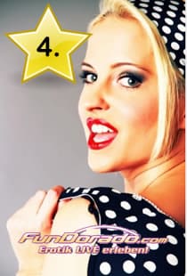 Camsex Darsteller fast nackt